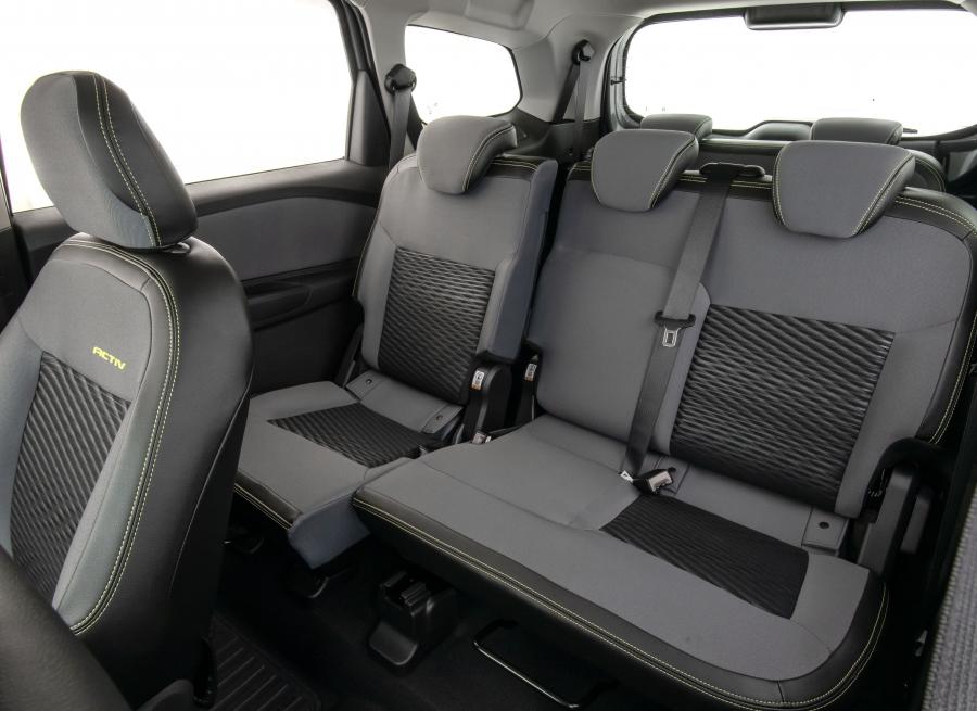 Интерьер Chevrolet Spin Activ 2020 года  (фото 8 из 8)